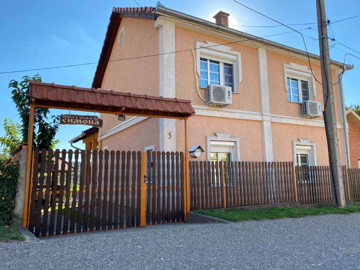 Apartman Simona Vrdnik Εξωτερικό φωτογραφία