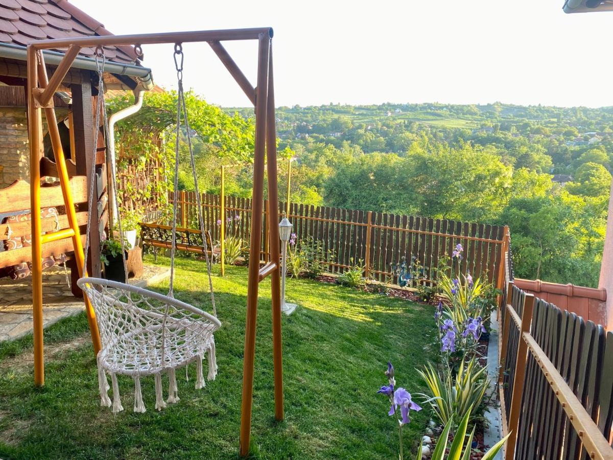 Apartman Simona Vrdnik Εξωτερικό φωτογραφία