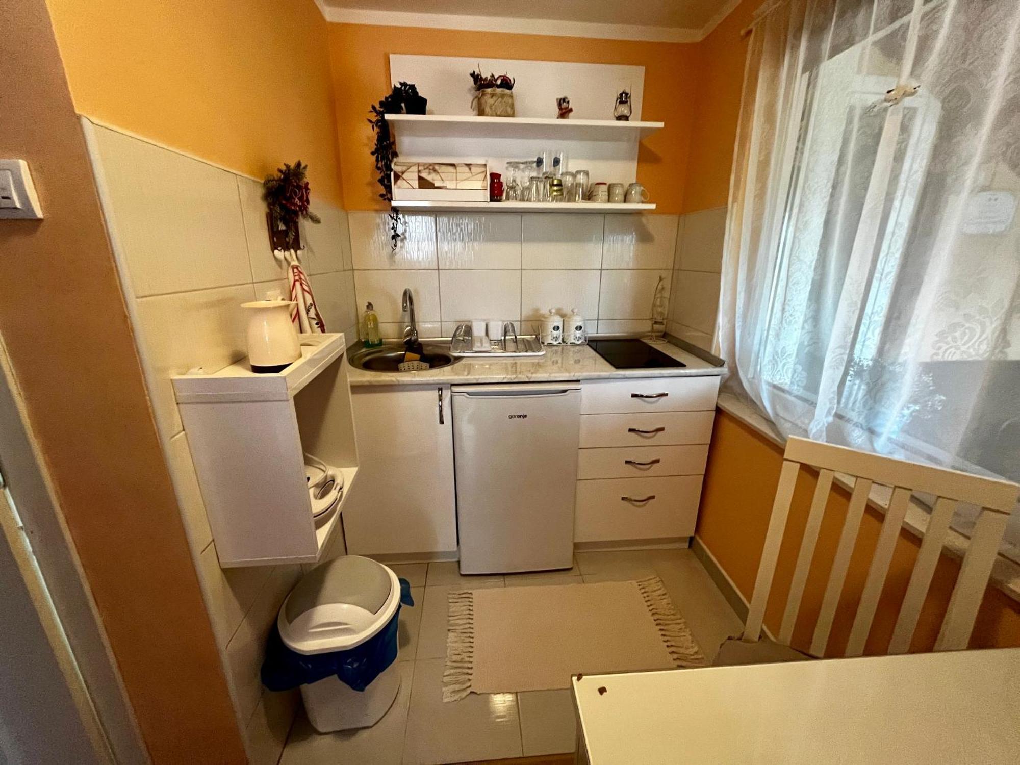 Apartman Simona Vrdnik Εξωτερικό φωτογραφία